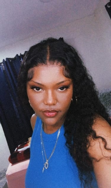 Customer photo review of MORE FACE Deep Wave Curly Human Hair Wigs 13x4 13x6 Transparent Lace Front Human Hair Wigs