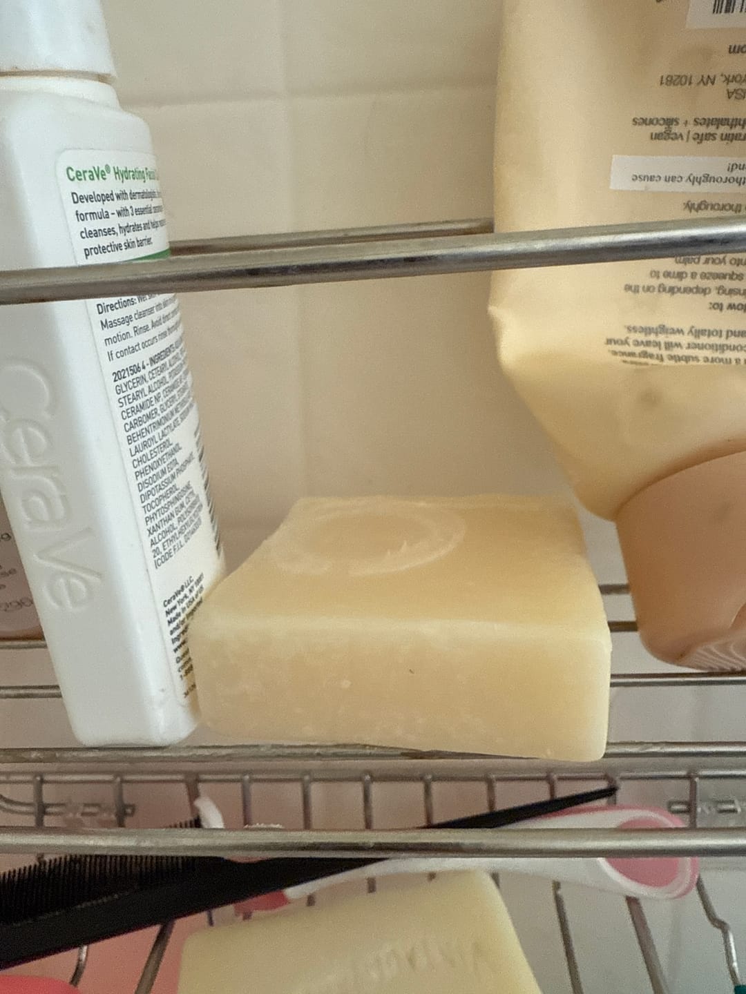 Customer photo review of Tallow Shampoo Bar
