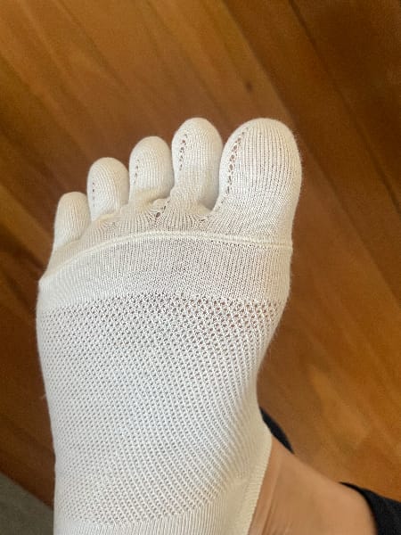 Customer photo review of Toe Socks No Show - 5 Pairs