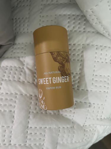 Customer photo review of Sweet Ginger Vapor Rub
