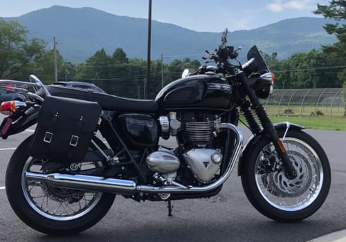 Customer photo review of Triumph Bonneville T100 T120 Right Side Solo Bag - TR01