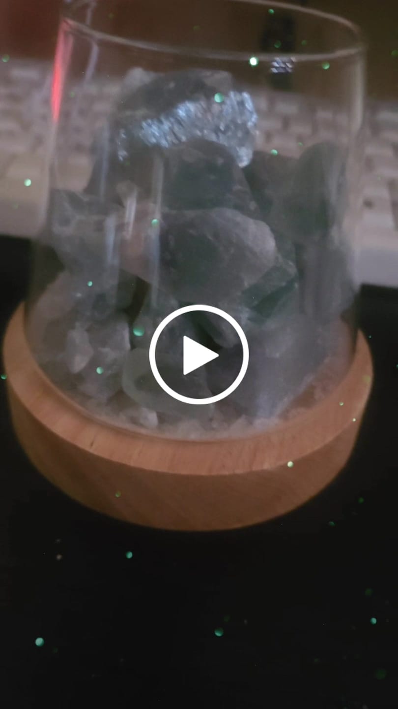 Customer video review of Raw Gemstone Essential Oil Diffuser With Light