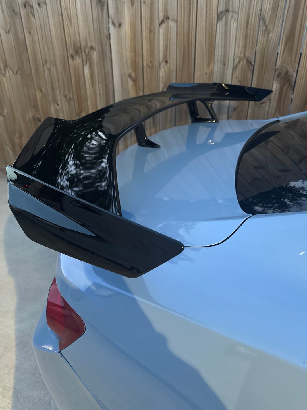 Customer photo review of Camaro Zl1 1LE Conversion Rear Trunk Spoiler High Wing