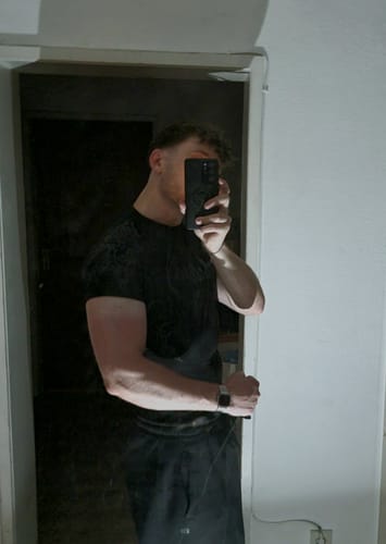 Customer photo review of Void Tech™ Exo Skeleton Compression [DARKNESS]