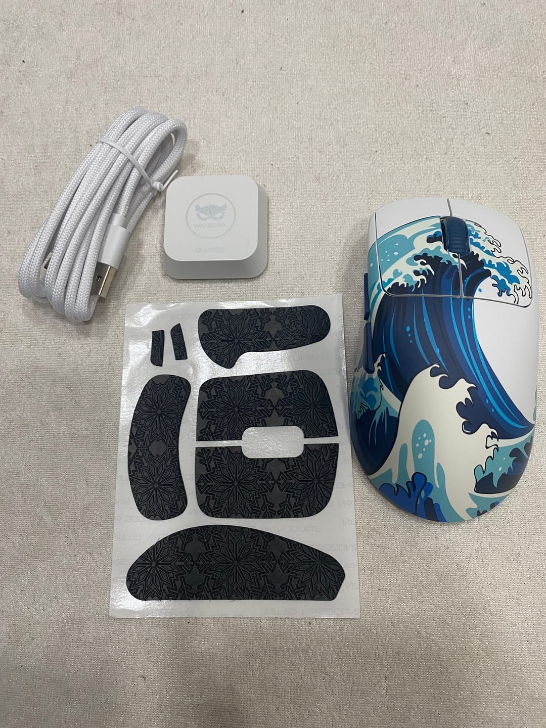 Customer photo review of Waizowl OGM Pro V2 Wireless Mouse