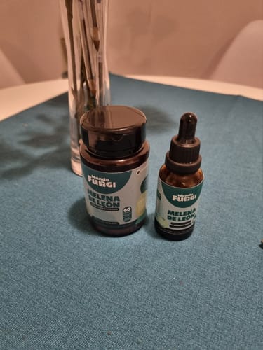 Customer photo review of Melena de León Cápsulas + Gotas - Extracto Ultra Concentrado
