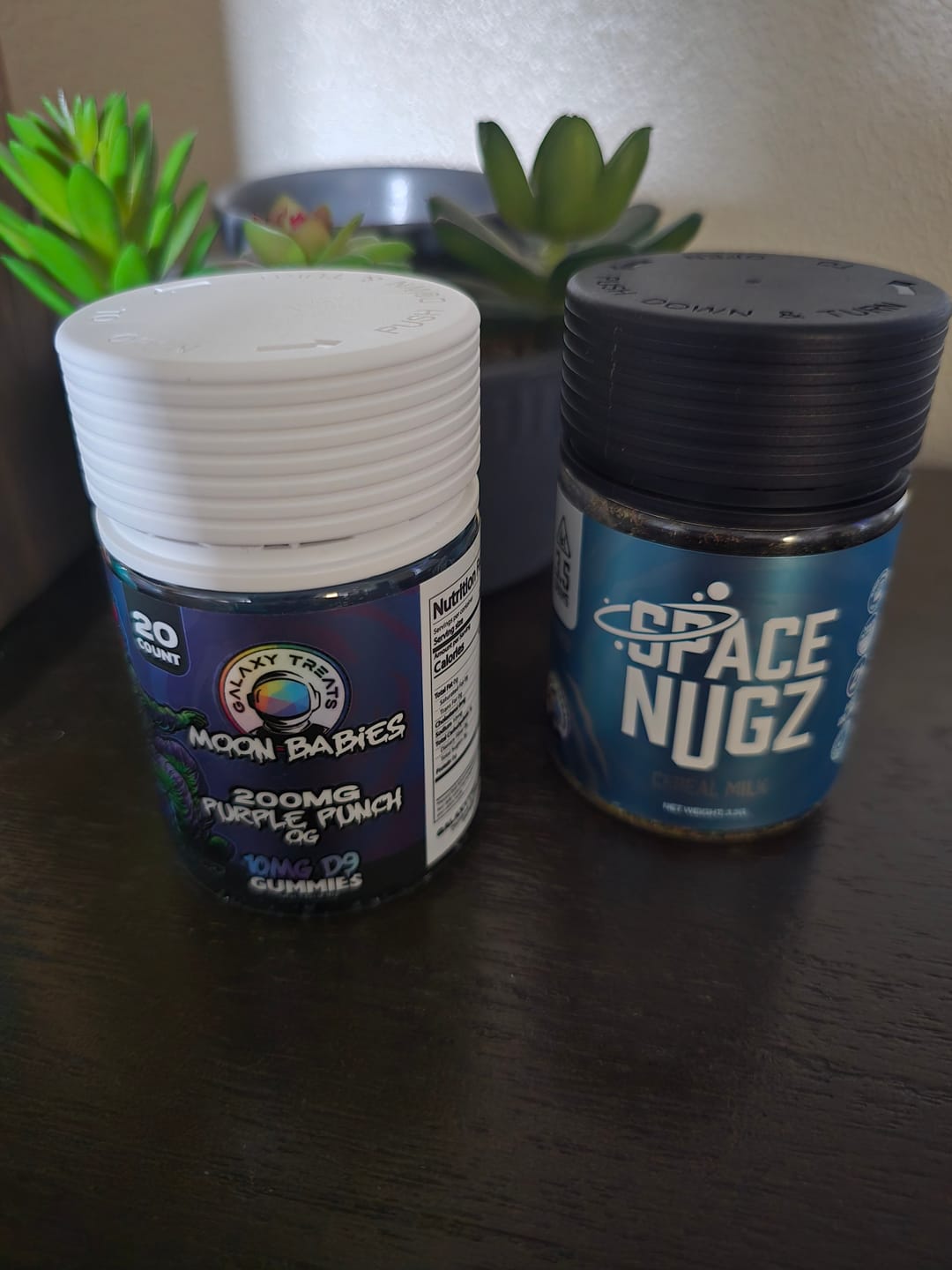 Customer photo review of Purple Punch OG D9 Gummies