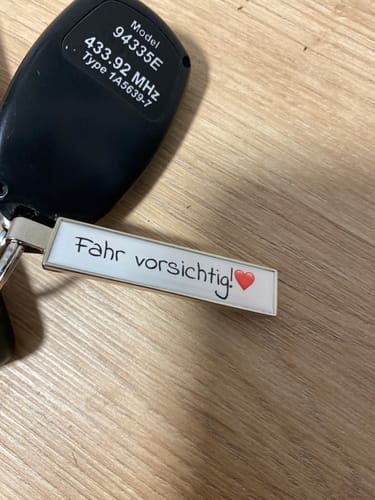 Customer photo review of Kennzeichen Schlüsselanhänger Mini Nummernschild Metall