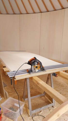 Customer photo review of Guide de coupe universel 2,8m Evolution ST2800-G2 pour scie circulaire