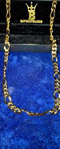 Customer photo review of FREE 9mm Figaro Gold Plated Hip Hop Chain Necklace - 24 Inch