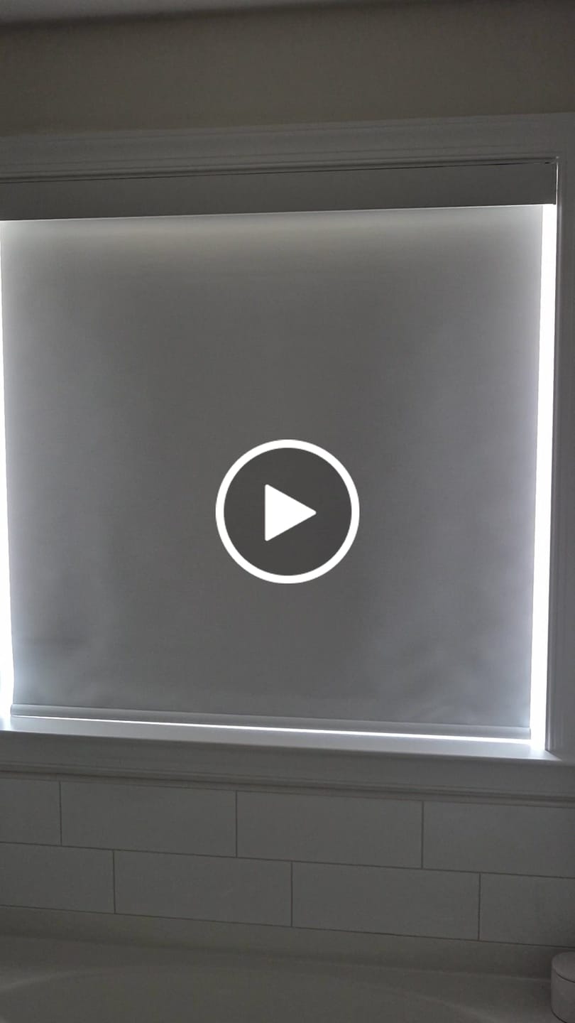 Customer video review of SmartWings Motorized Roller Shades 100% Blackout Essential