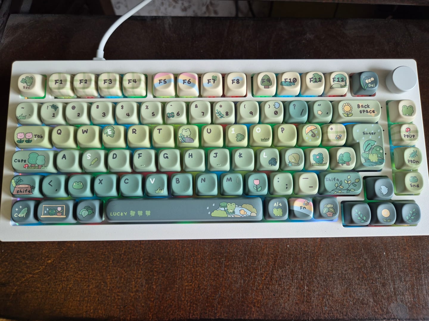 Customer photo review of KiiBOOM Matcha Latte Switches V2