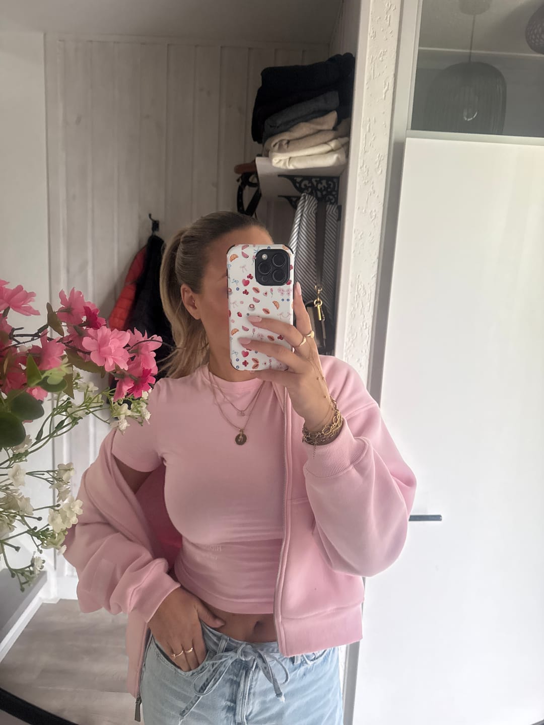 Customer photo review of LABEL T-SHIRT LIGHT PINK