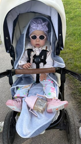 Customer photo review of Blossom - Baby Sunglasses from 0 months