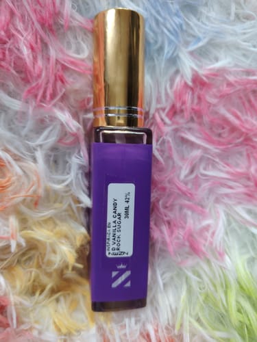 Customer photo review of Perfume Tendencia D VANILLA CANDY ROCK SUGAR NUEVO SEPTIEMBRE 2024 zenz