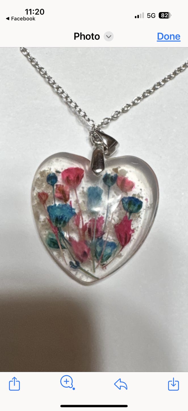 Customer photo review of Flower Heart Necklace with Real Flower and Cremains