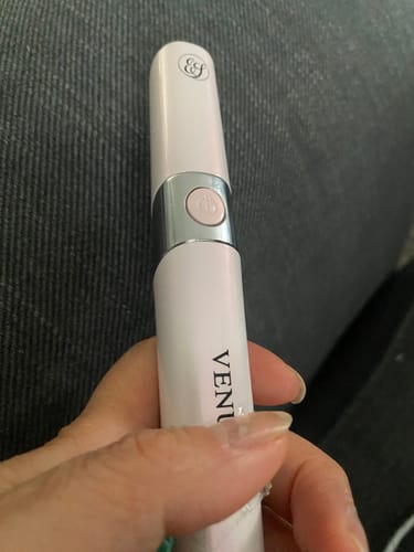 Customer photo review of Lumo⁺ + Venus: Comprehensive Anti-Aging Solution for Face and Eyes