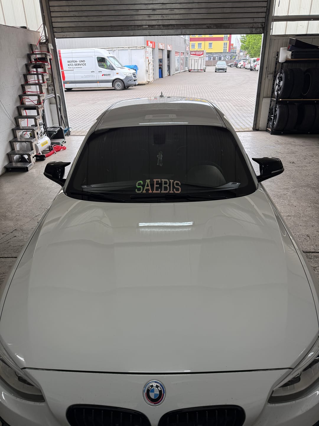 Customer photo review of SAEBIS® Lifestyle Auto Folie weiß, schwarz oder Chameleon