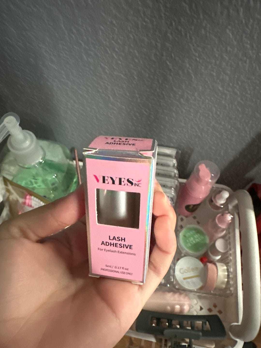 Customer photo review of Multi Color Lash Glue