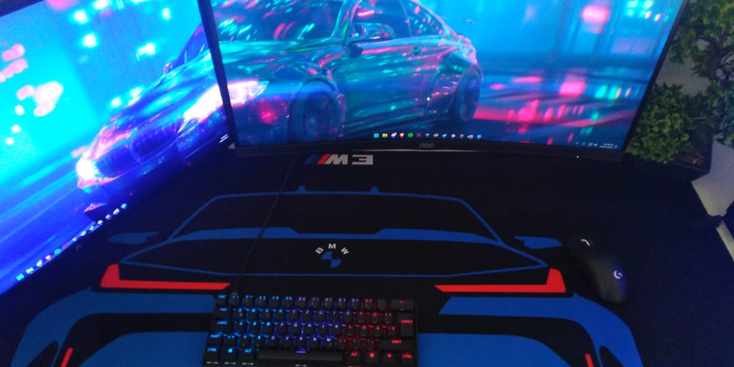 Customer photo review of Customizable Gaming Mousepad