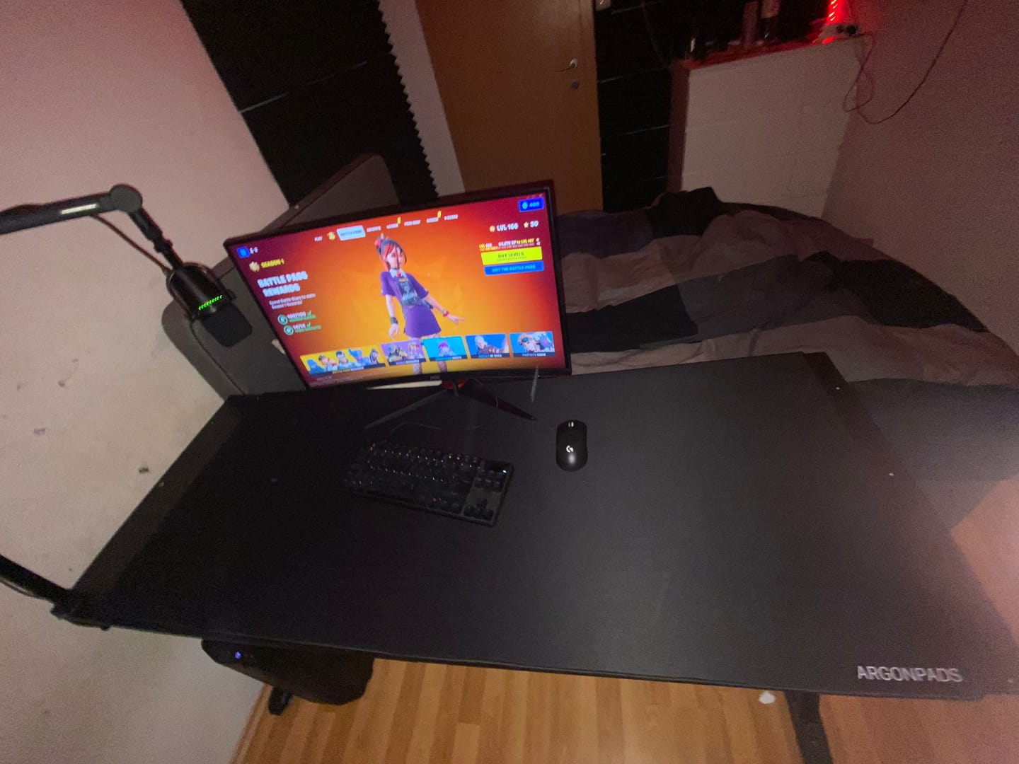 Customer photo review of Customizable Gaming Mousepad