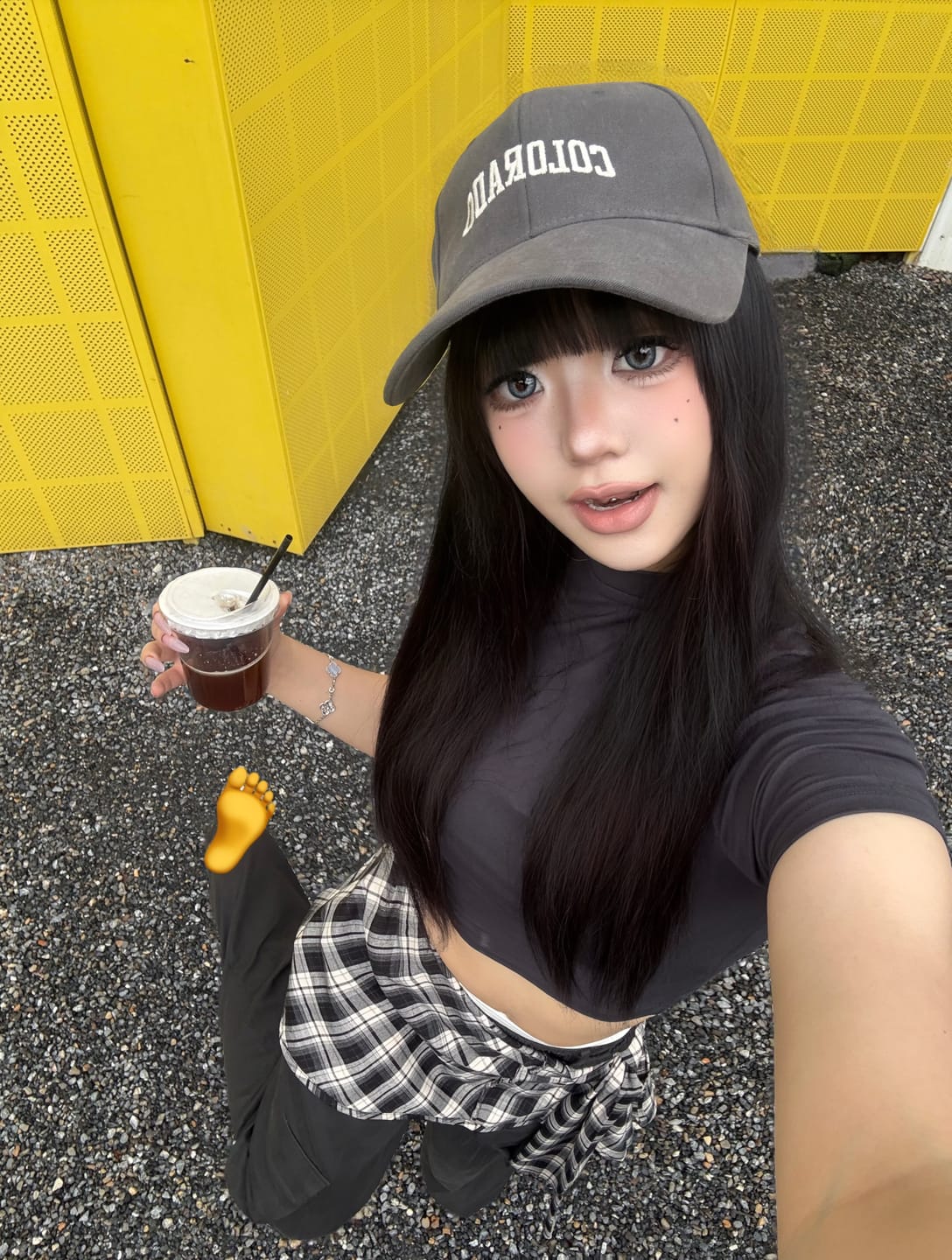 Customer photo review of WARDEN EDGE Layered Waist Loose-Fit Track Pants