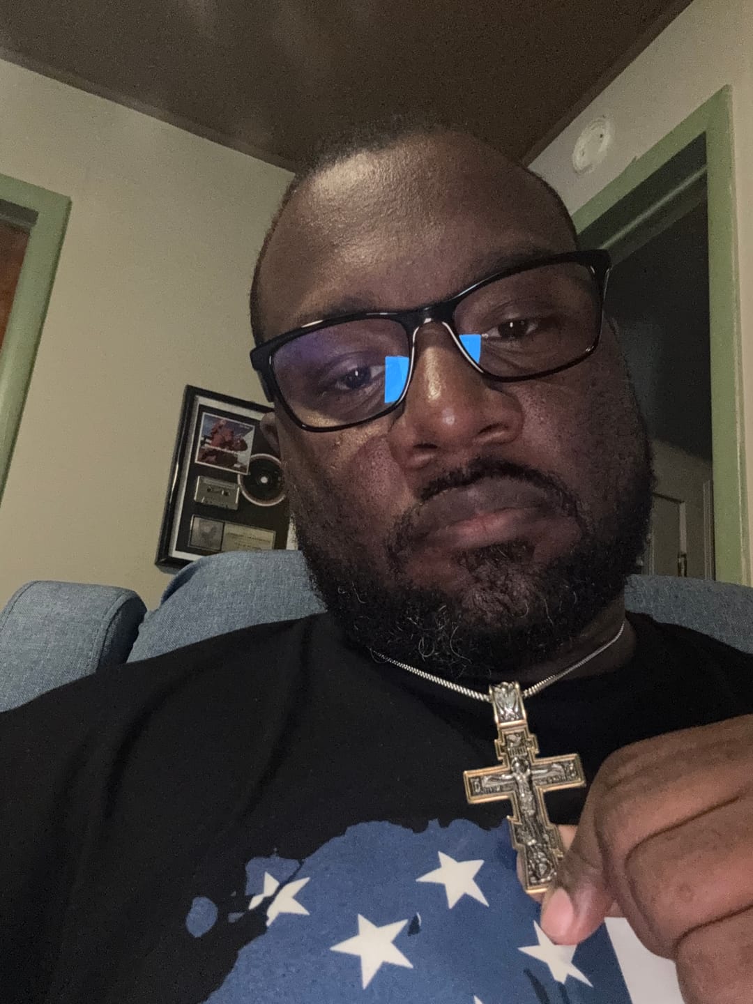 Customer photo review of DARK JESUS CROSS. - GOLD