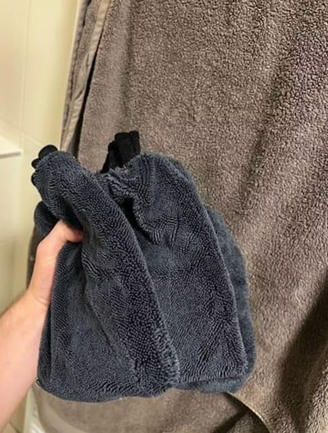 Customer photo review of Magicwipe™ - Cleaning glove
