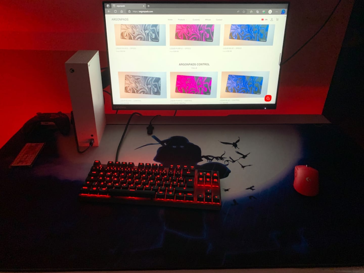 Customer photo review of Customizable Gaming Mousepad