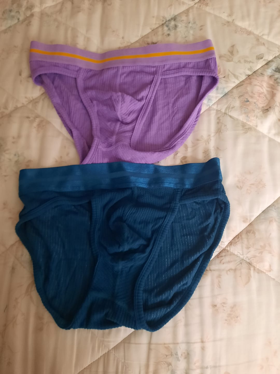 Customer photo review of Sexy Spliced Color Briefs For Men