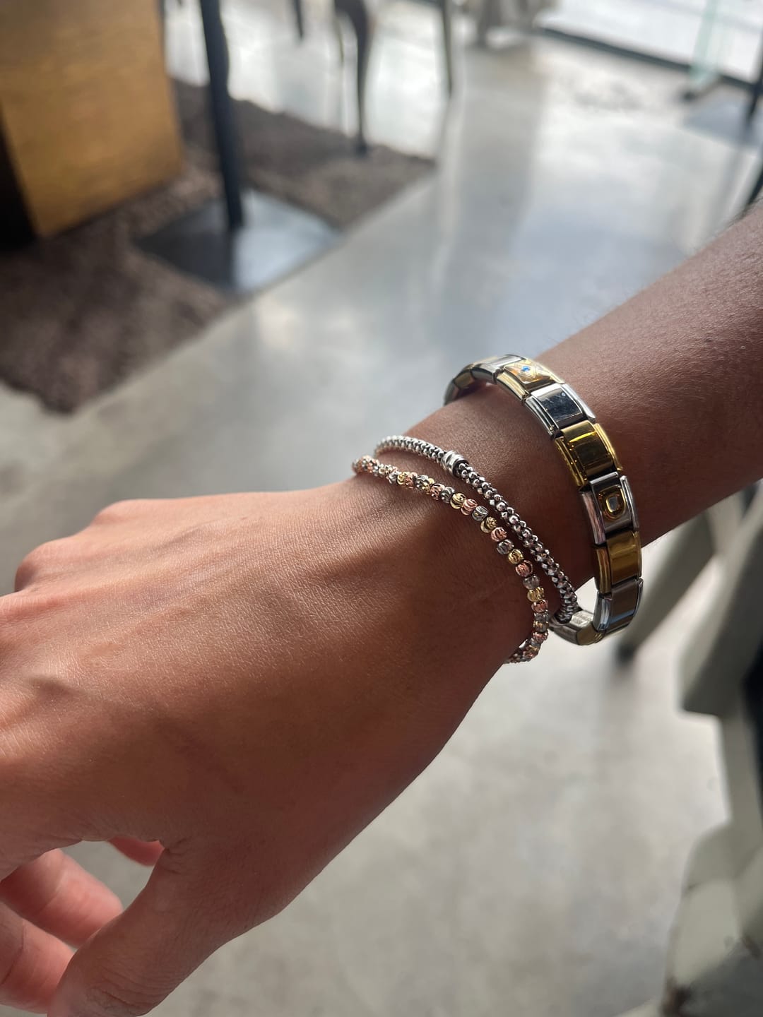 Customer photo review of Pulsera Bolitas Combinada Con Textura