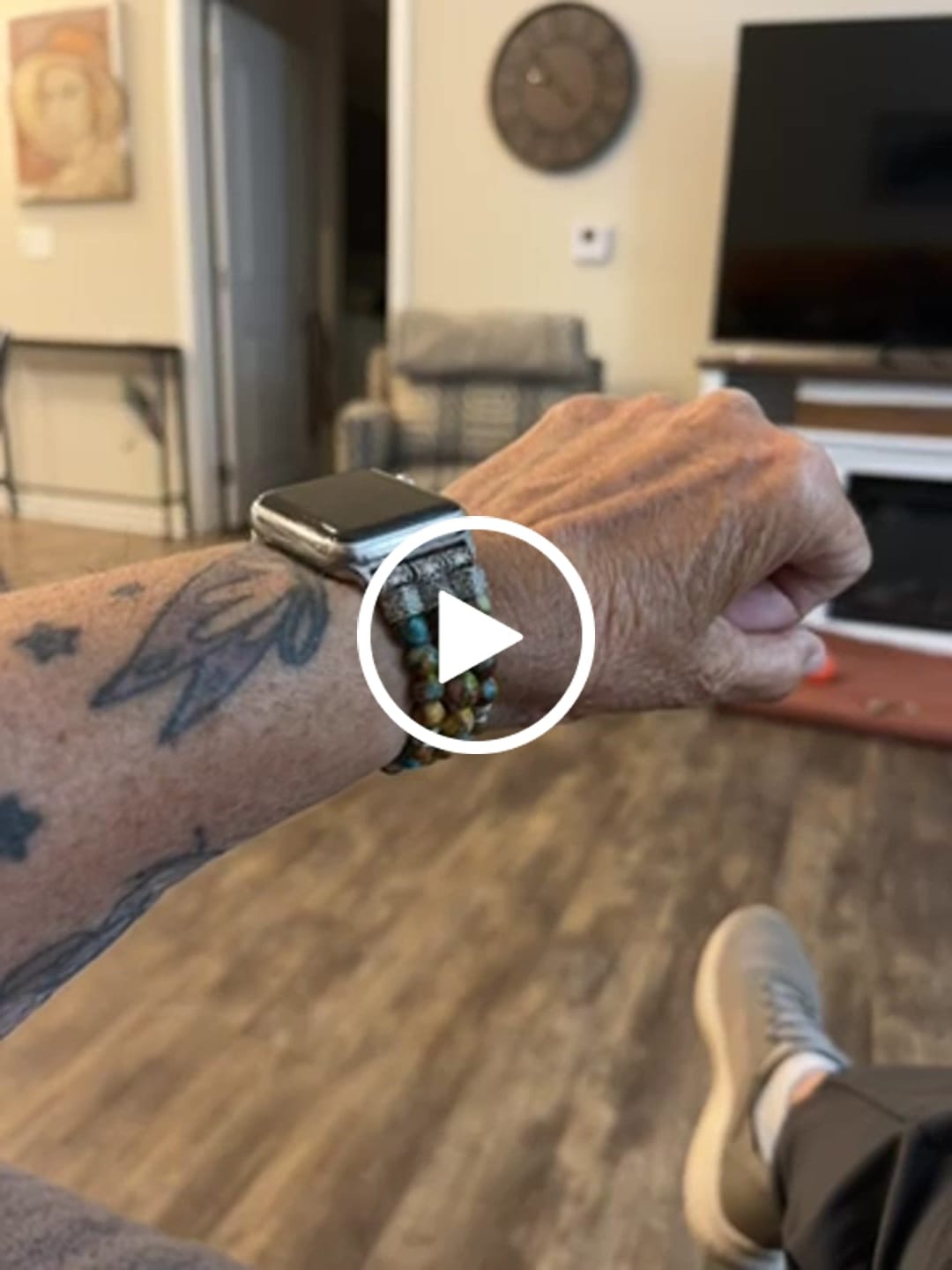 Customer video review of Vineyard Jasper Stretch Apple Watch Strap