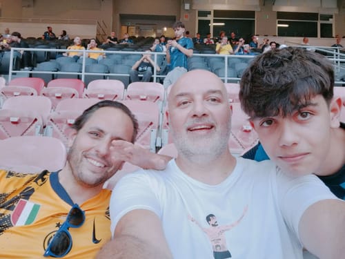 Salvatore F. review of T-Shirt HA PAREGGIATO ACERBI image 1 out of 1