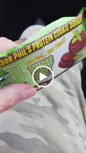 Customer video review of Thicc Mintz - 6 BARS