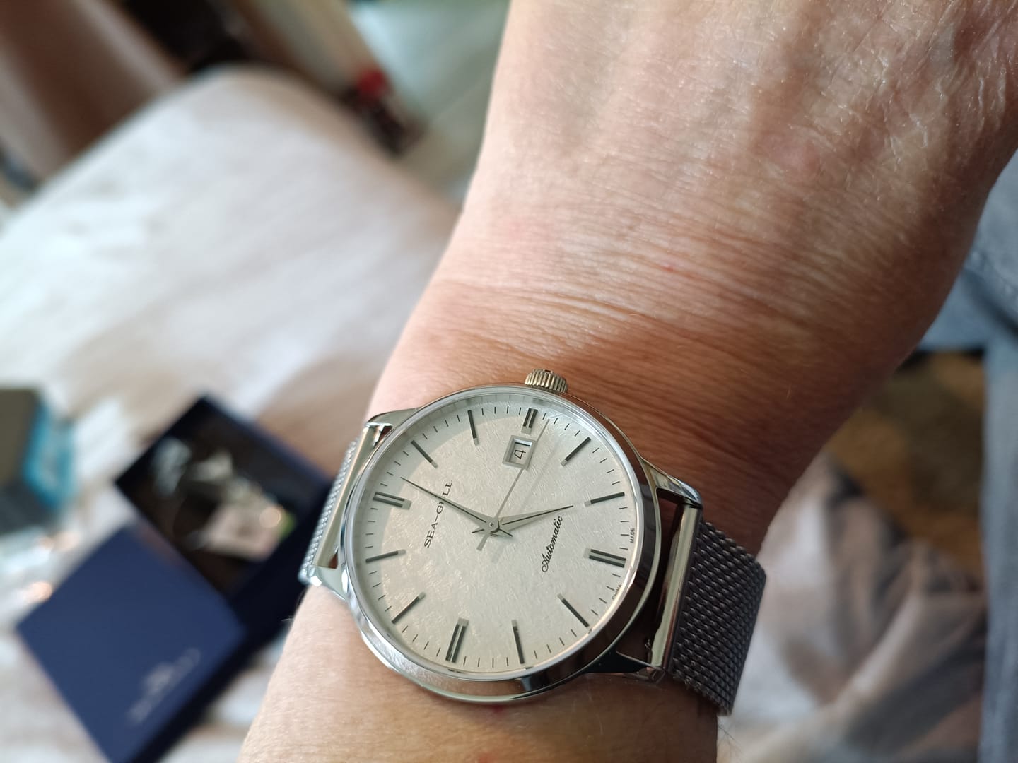 Customer photo review of Glacier Texture Dial | Calendar | Business | 40mm