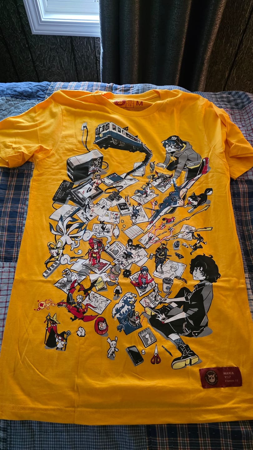 Customer photo review of Mania T-Shirt