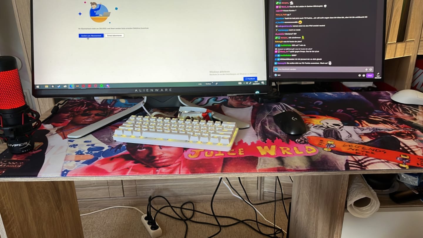 Customer photo review of Customizable Gaming Mousepad