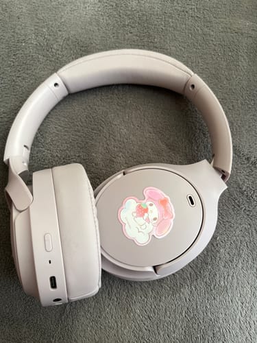 Customer photo review of Audífonos STF One Plus: ANC, On ear, 3 Micrófonos y Batería 44 Hrs Rosa