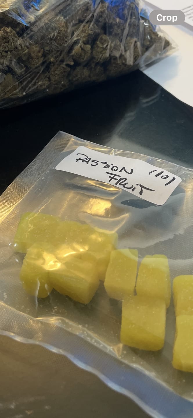 Customer photo review of THCA Gummies