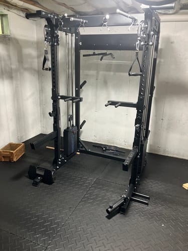 Customer photo review of Major Fitness F22 All-In-One Home Gym Power Rack