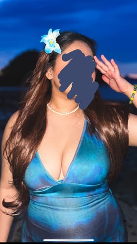 Customer photo review of 22" Natural Wavy