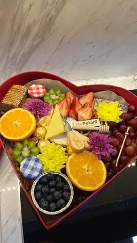 Customer photo review of Bentley Love Cheese Grazing Box (Available in Klang Valley, Seremban, Penang & JB only)