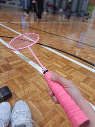 Customer photo review of ALPSPORT 5U Wavy BADMINTON RACKET-V5