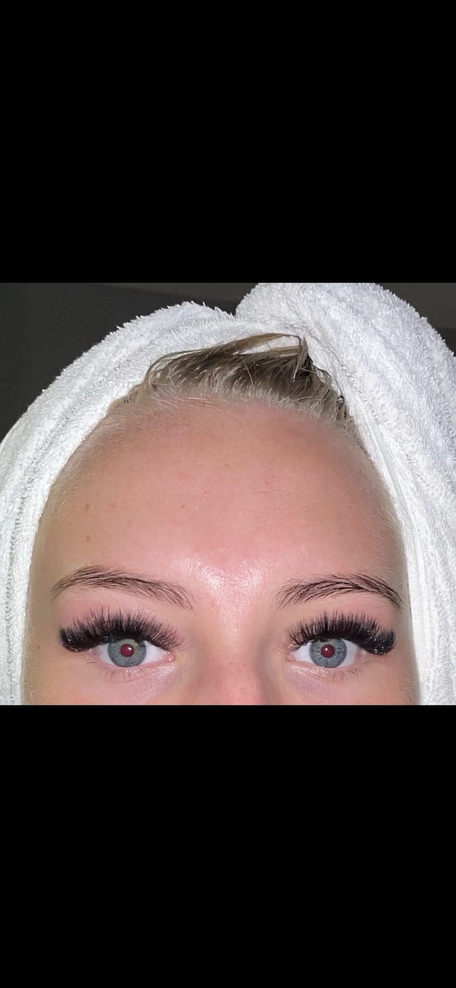 Customer photo review of PRO MADE 10D 0.07 RUSSIAN FANS (LOOSE BOX OF 500)