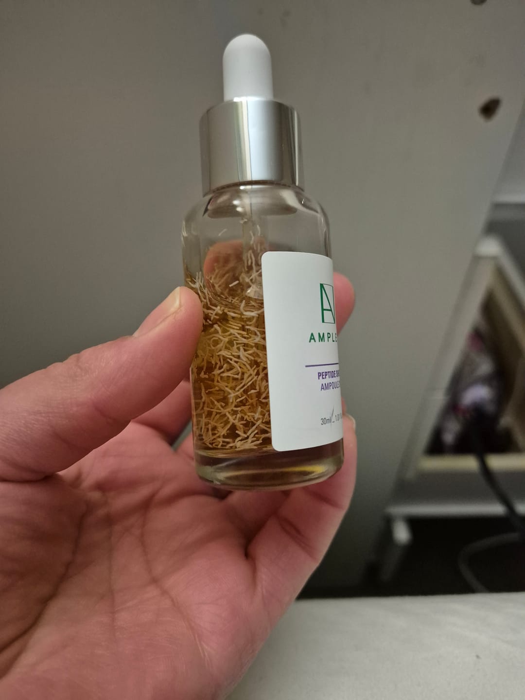 Customer photo review of Sérum Facial Antiedad Amplen Péptidos 30ml
