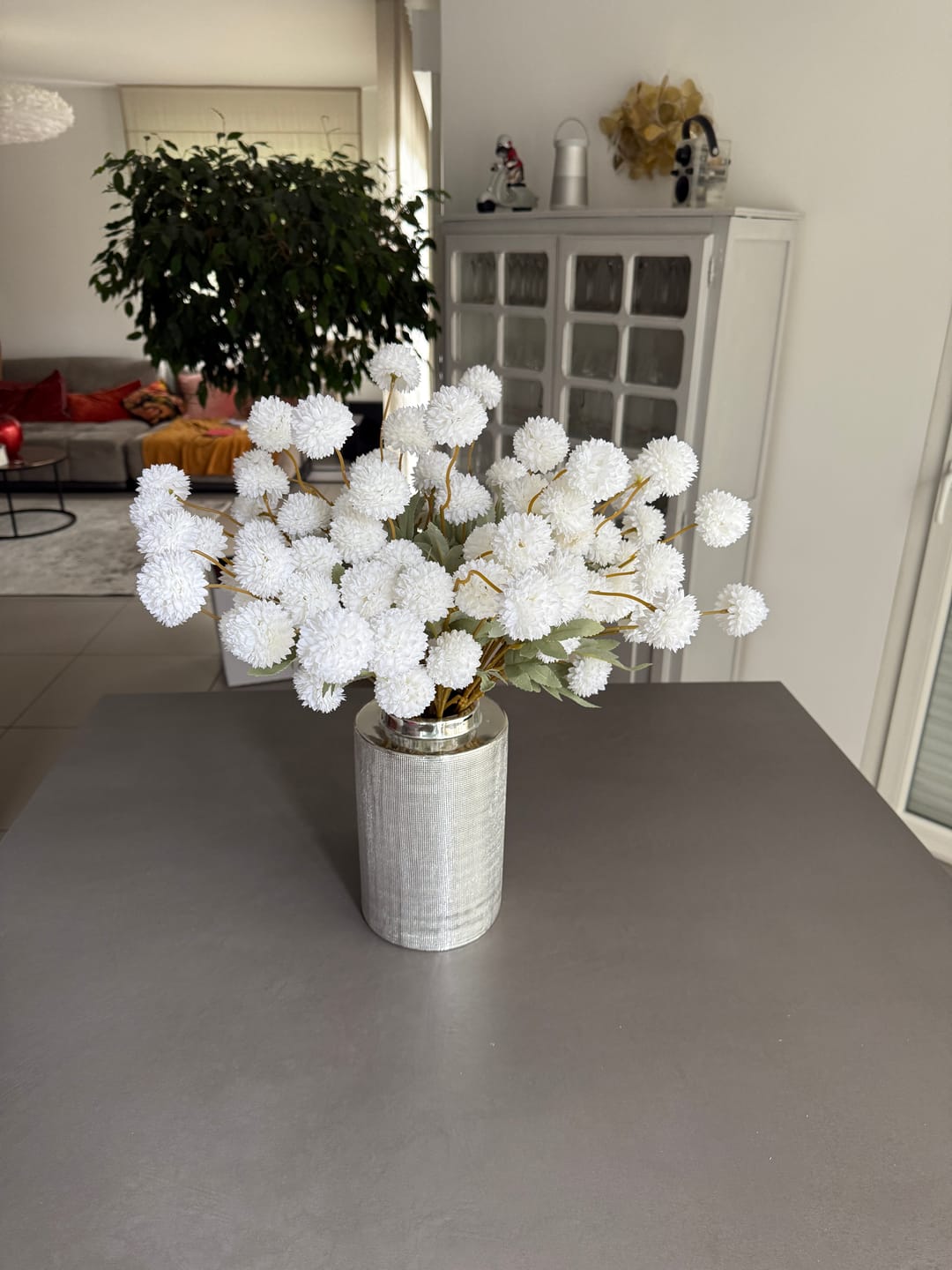 Customer photo review of Fleur de Kiku - Blanc (10 tiges/ 50 pompons)