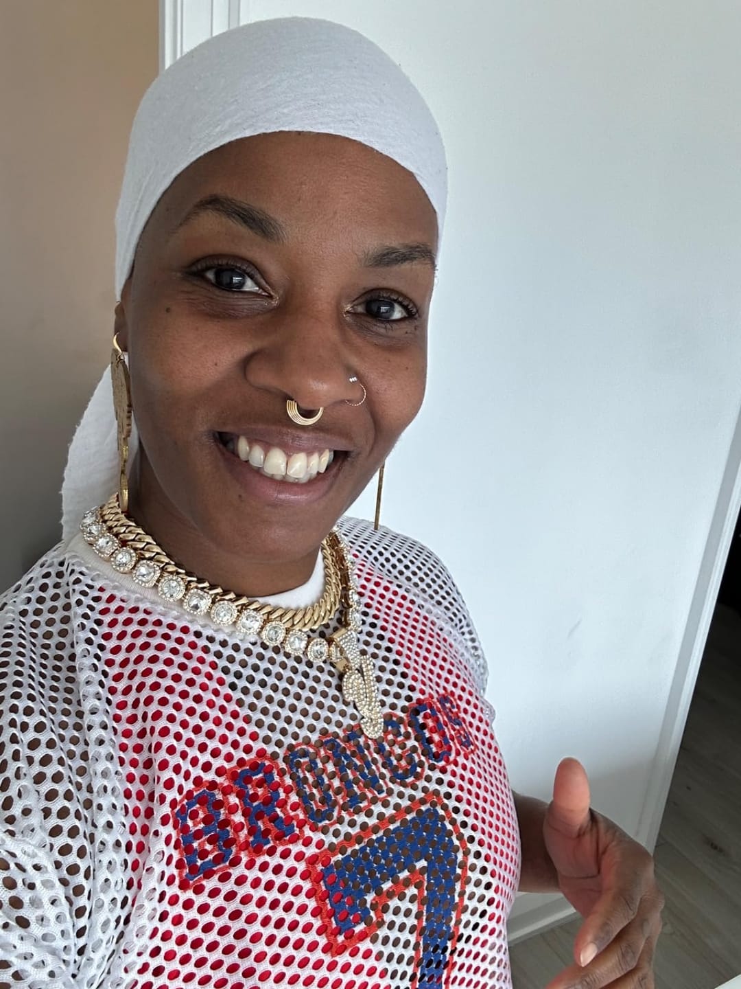 Customer photo review of LUXIIVA 2 PCS CUBAN LINK SET