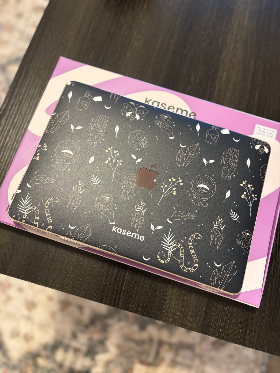 Customer photo review of Macbook Hardshell Case