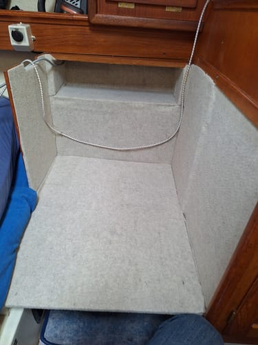 Customer photo review of Carpet Filz selbstklebend für Camper