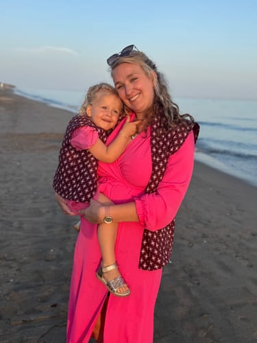 Customer photo review of Mini Bodywarmer Bordeaux